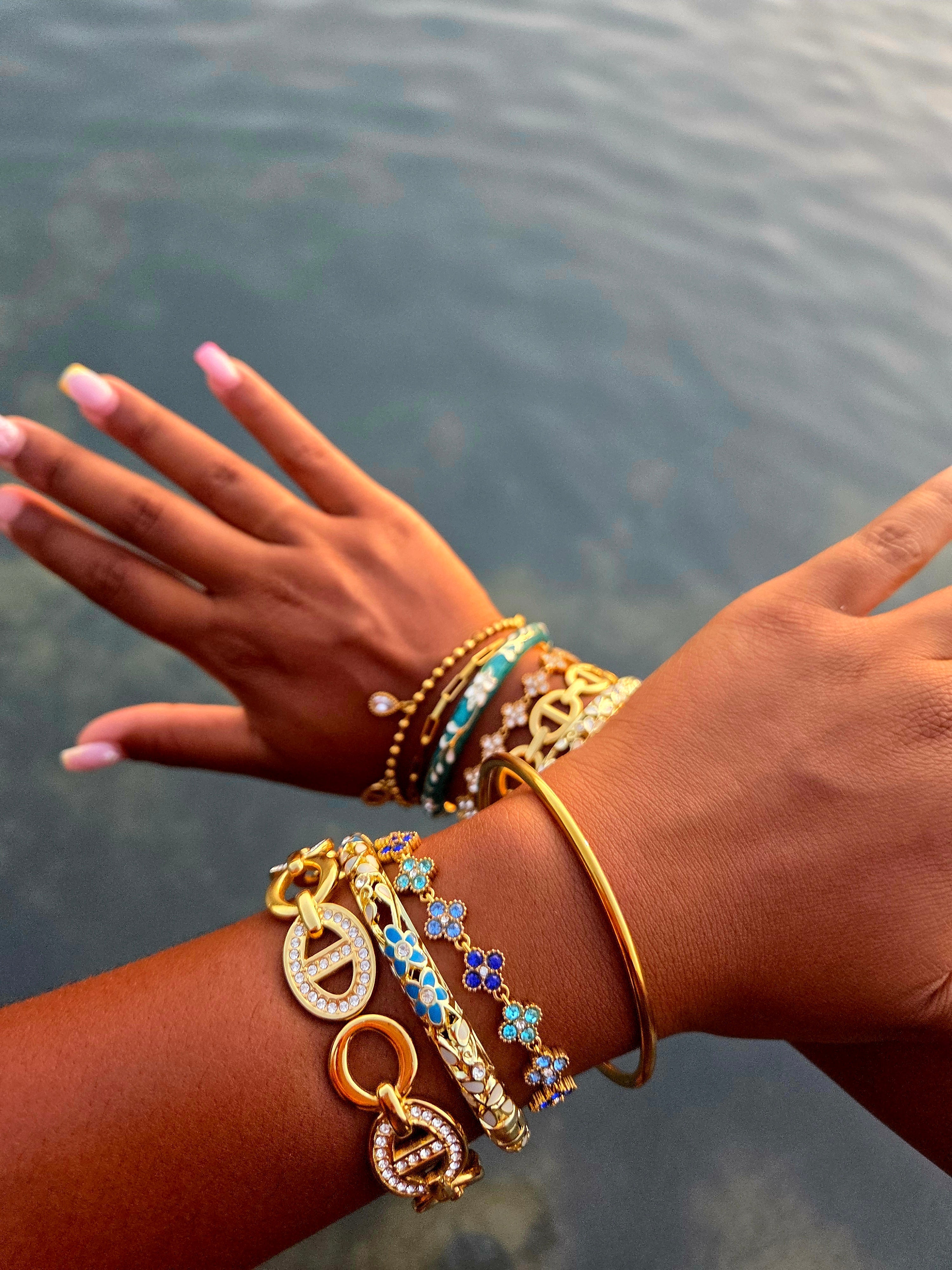 Sélection bijoux live TikTok Joubisou - bracelets empilés dorés