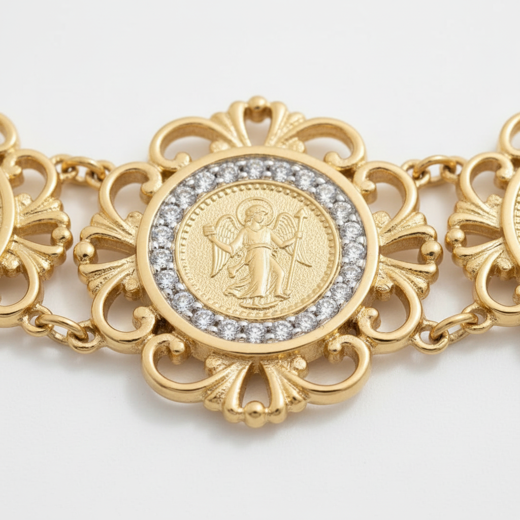 Roma – Bracelet Pièces de Monnaie Gravées Doré